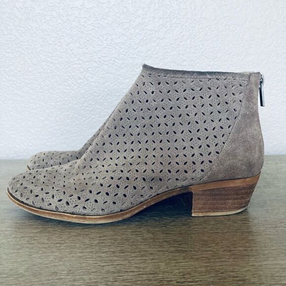 Lucky Brand Suede Leather Taupe Laser Cutout Ankle Boots 9 - Picture 1 of 7